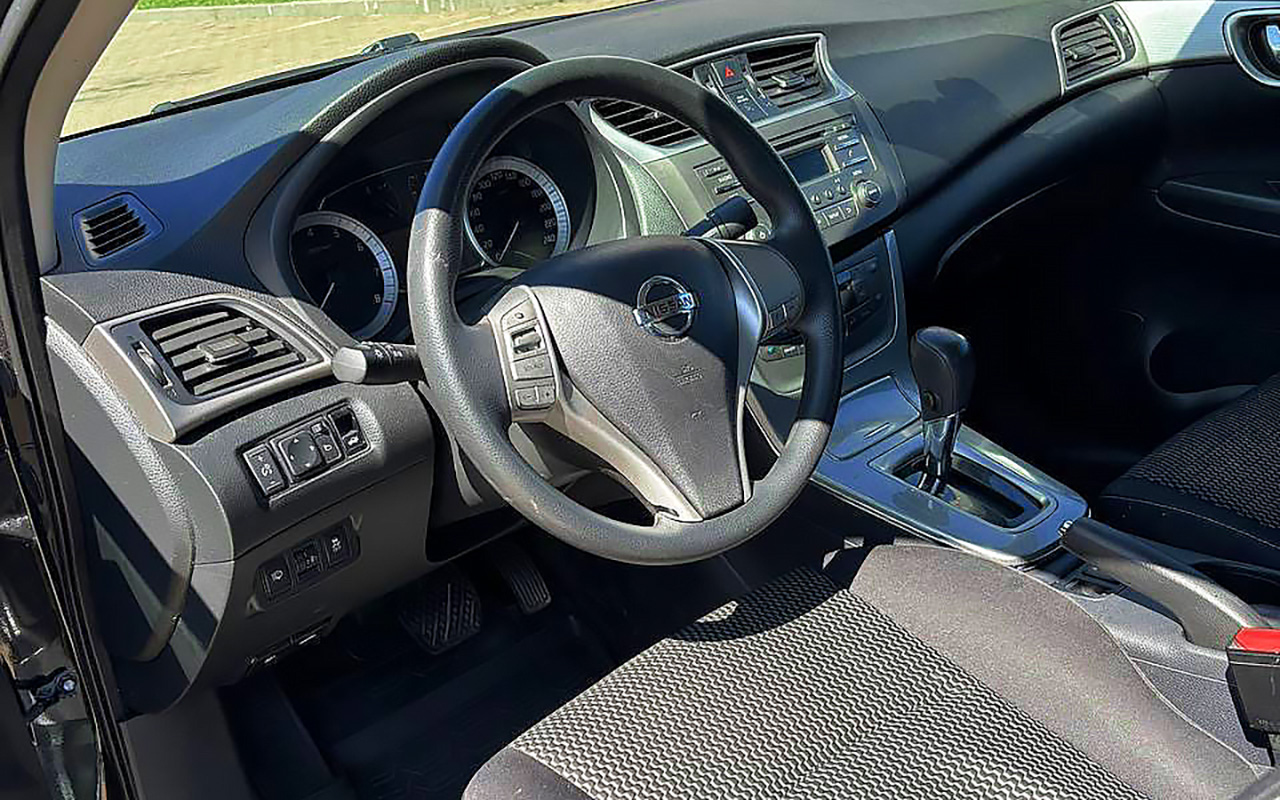 Nissan Sentra 2018